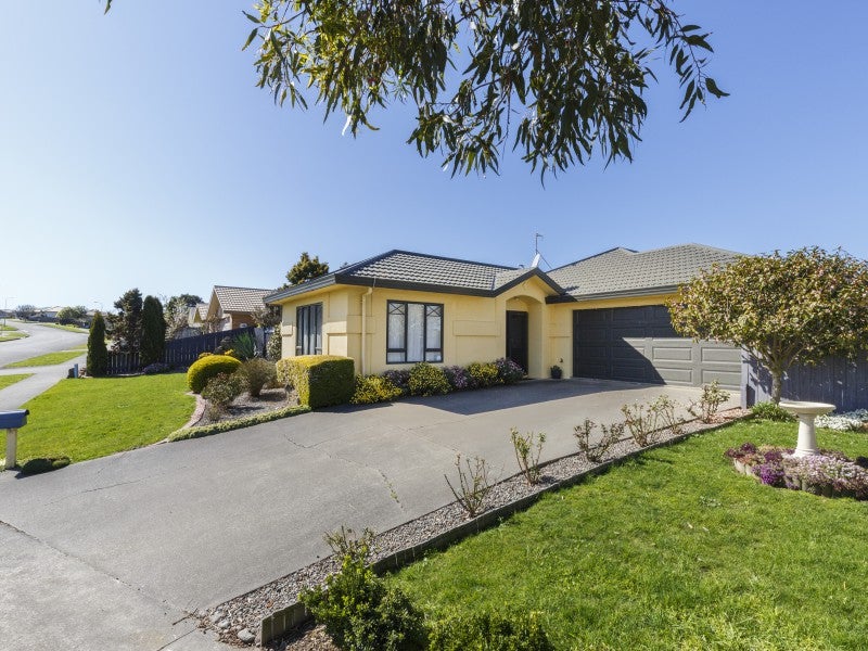 119 Parnell Heights, KELVIN GROVE, PALMERSTON NORTH - Carousel 1