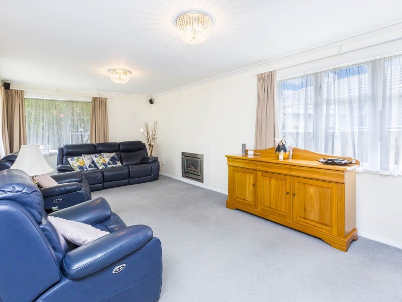 5 Maher Street, Elderslea, Upper Hutt - Carousel 2