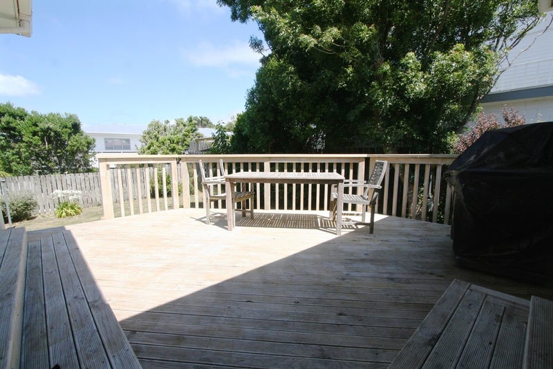 57 Oakleigh Street, Maungaraki, Lower Hutt - Carousel 24