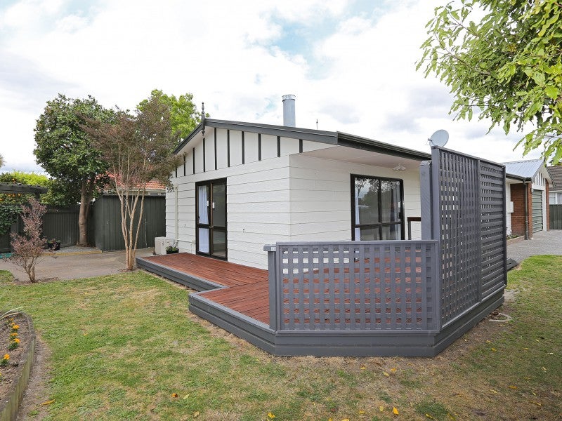 1100B Cunningham Crescent, Mayfair, Hastings - Carousel 2
