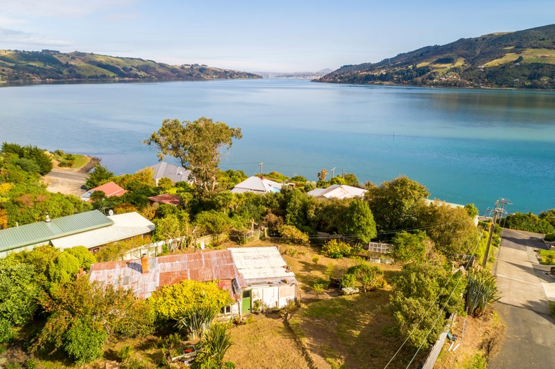 9 Lauder Street, Company Bay, Dunedin - Carousel 1