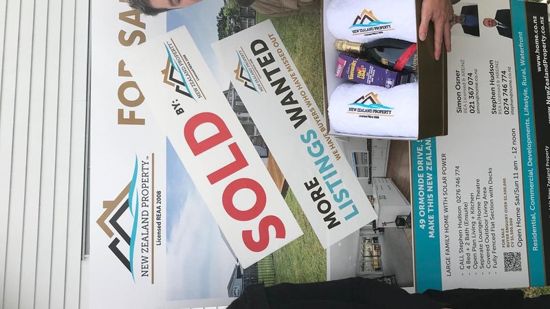 49 Ormonde Drive, Silverdale, Silverdale - Carousel 1