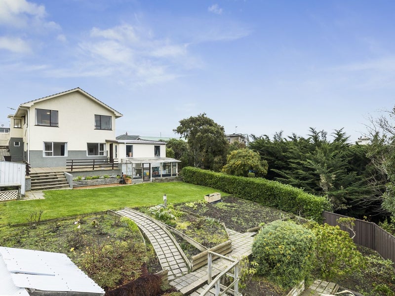 18 Heath Street, Andersons Bay, Dunedin - Carousel 2