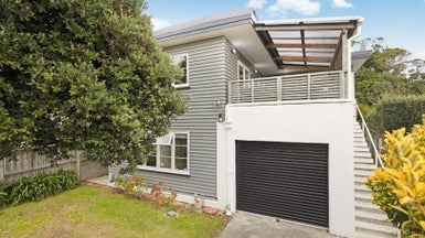 78A Strathmore Avenue, Strathmore Park, Wellington - Carousel 1