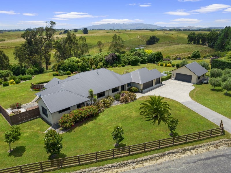 45F Briarwood Road, Kelvin Grove, Palmerston North - Carousel 1
