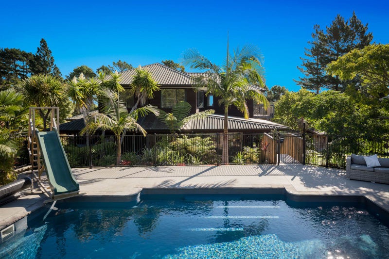 211 Paremoremo Road, Lucas Heights, Auckland - Carousel 1