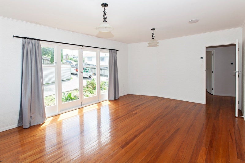 5A Caronia Crescent, Lynfield, Auckland - Carousel 12