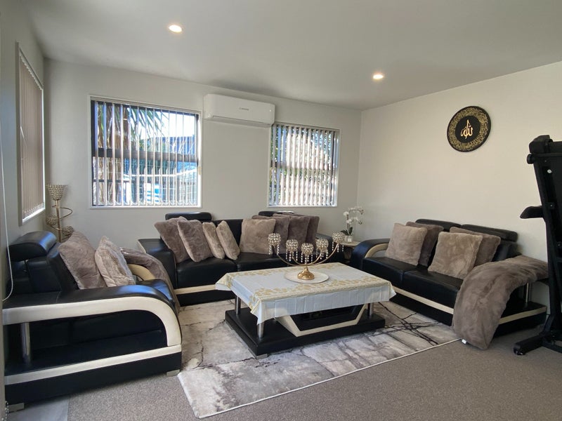 34 Totara Meadows Court, Wiri, Auckland - Carousel 2