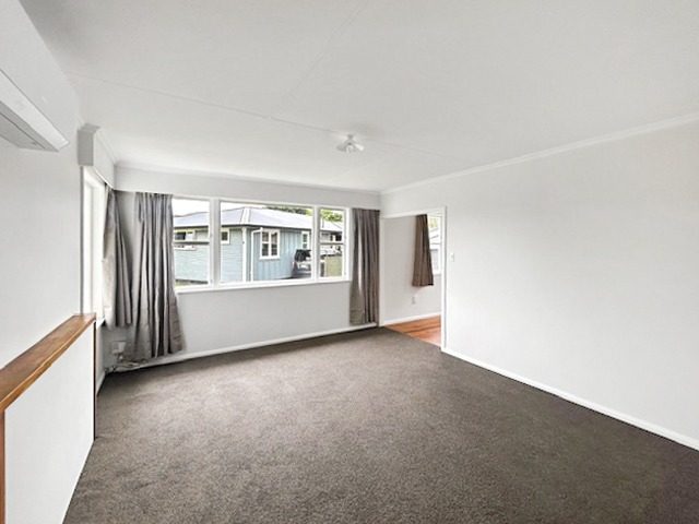 14 Conway Place, Terrace End, Palmerston North - Carousel 8