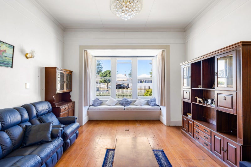 179 Wellesley Road, Napier South, Napier - Carousel 2