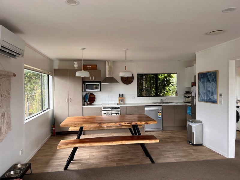 77 Vipond Road, Stanmore Bay, Whangaparaoa - Carousel 2