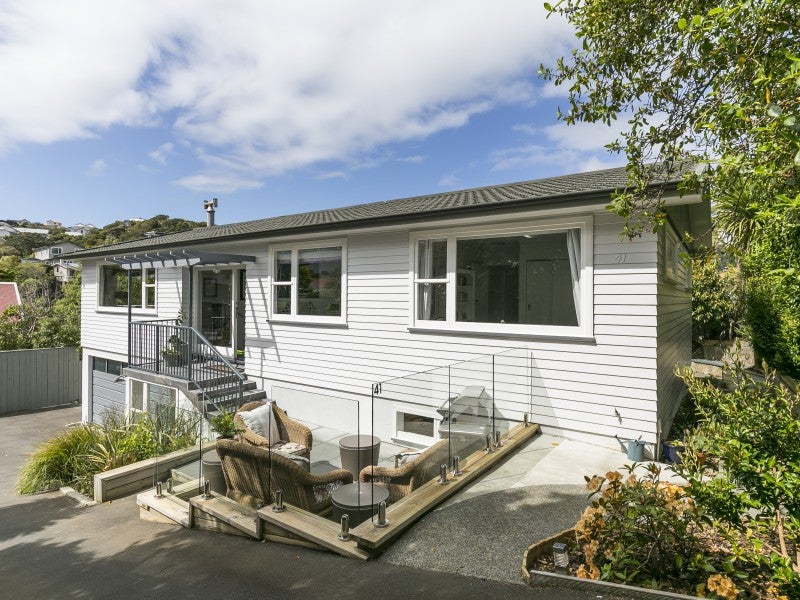 41 Cockayne Road, Khandallah, Wellington - Carousel 2