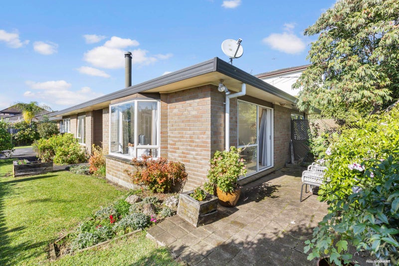 1/34 Ben Nevis Pl, Northpark, Manukau - Carousel 2