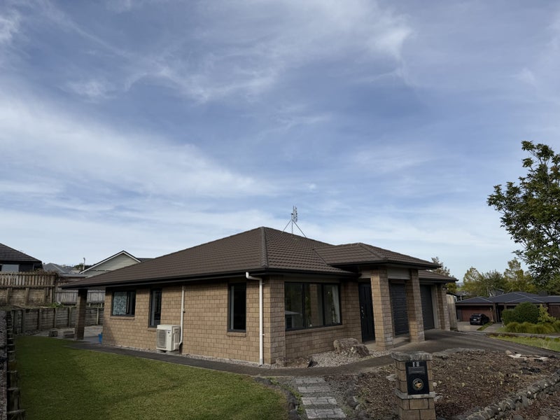 10 Caldera Crescent, Pyes Pa, Tauranga - Carousel 2