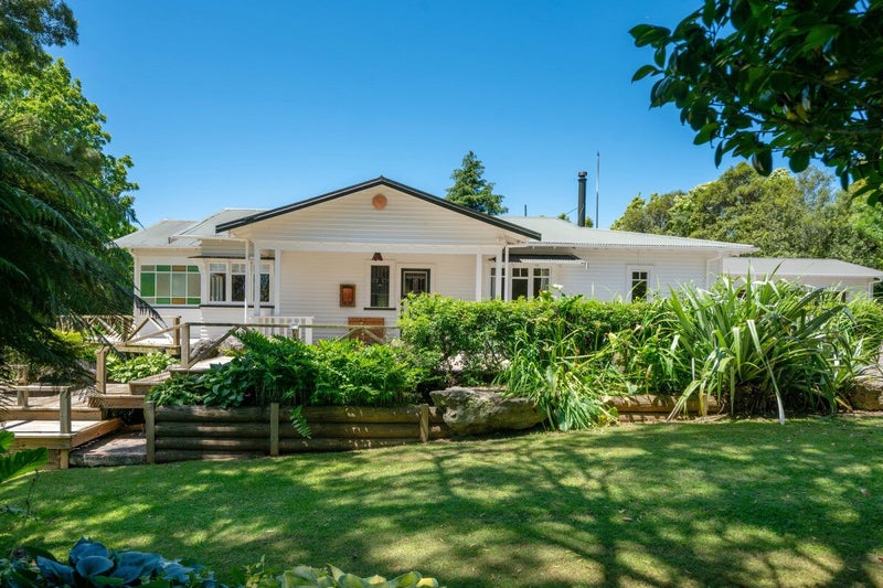 63 State Highway 30, Tikitere, Rotorua - Carousel 20