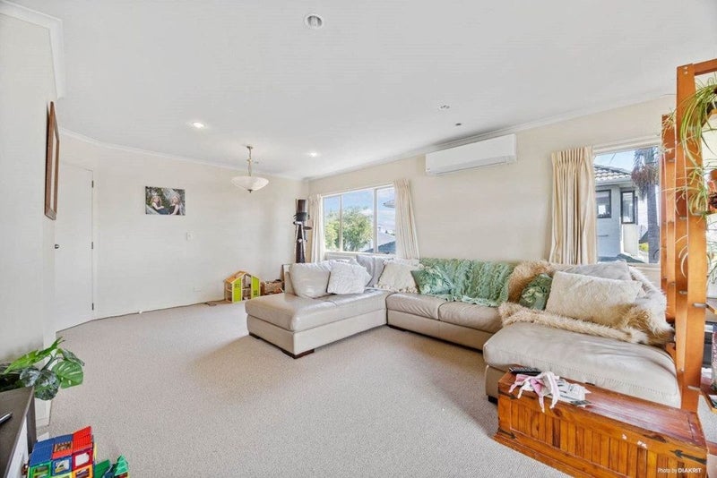 2/25 Waipa Street, Birkenhead, Auckland - Carousel 2