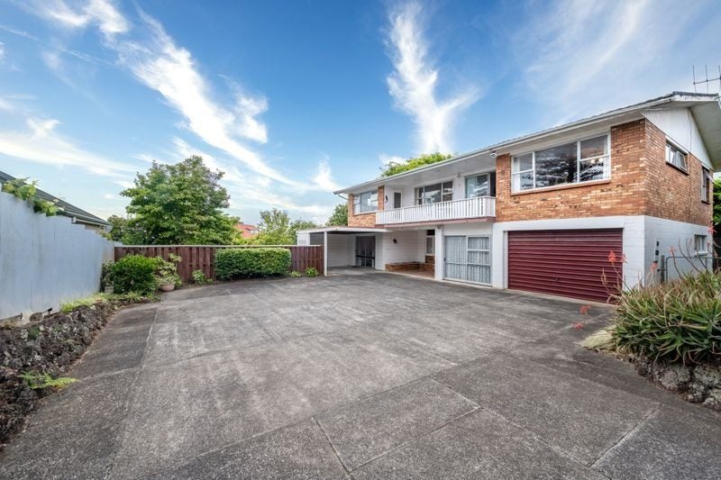 76A Cook Street, Howick, Auckland - Carousel 2