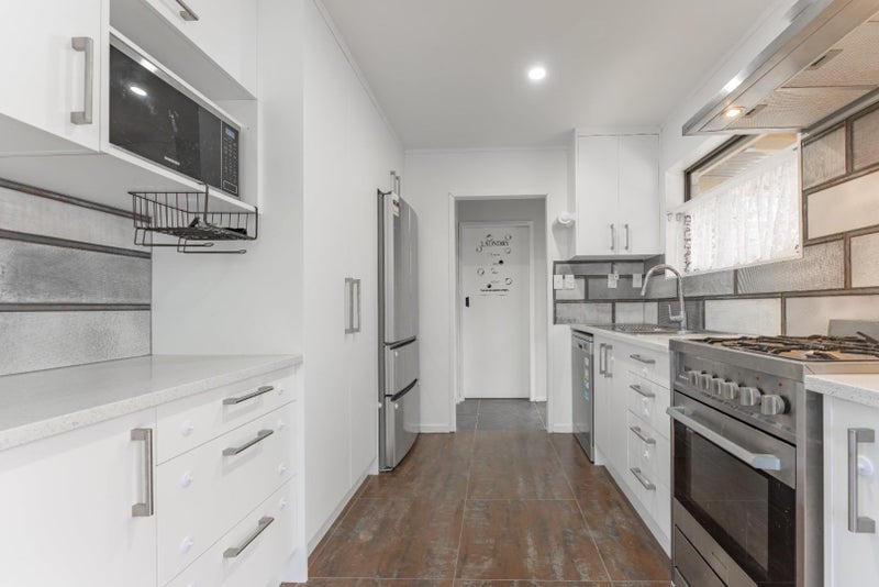 1/0 Hillsborough Road, Mount Roskill, Auckland - Carousel 2