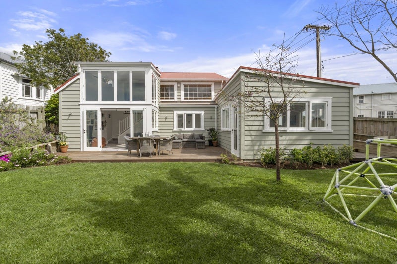 42 William Bond Street, Stanley Point, Auckland - Carousel 2