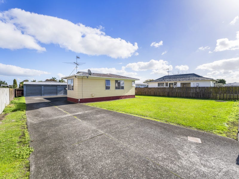18 Station Road, Takanini, Auckland - Carousel 1