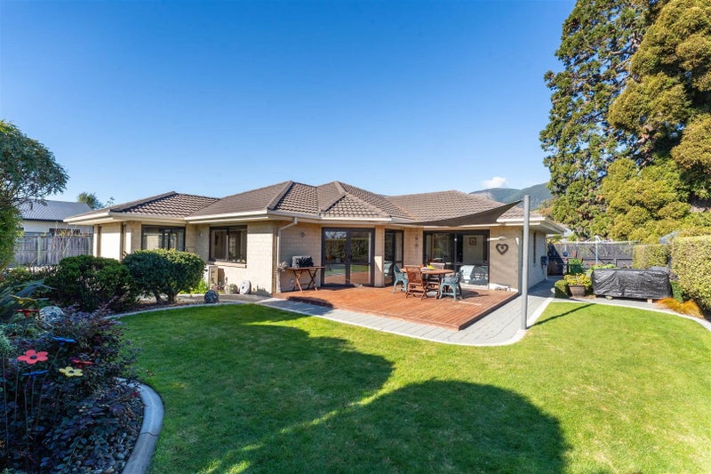 10 Woodstock Place, Stoke, Nelson - Carousel 2