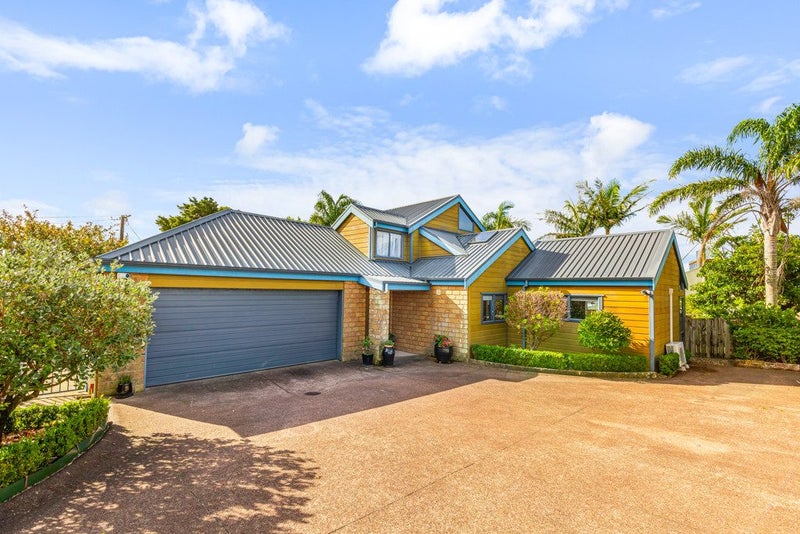 2/397 East Coast Road, Mairangi Bay, Auckland - Carousel 1