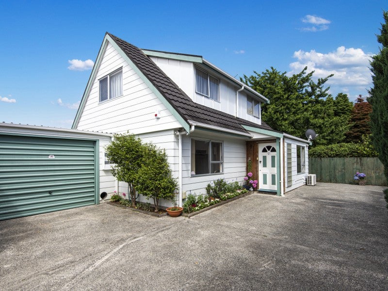8A Hall Avenue, Regent, Whangarei - Carousel 1