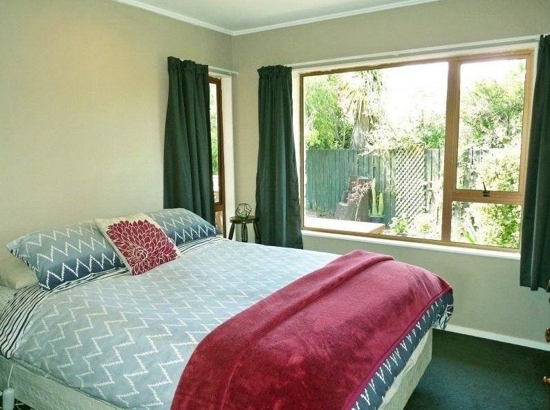 13 Newman Avenue, Brightwater - Carousel 2