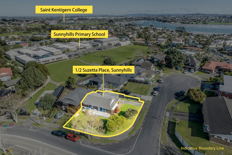 1/2 Suzetta Place, Sunnyhills, Auckland - Carousel 1