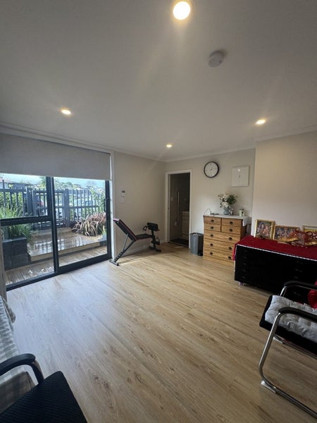 35A Sealy Road, Torbay, Auckland - Carousel 2