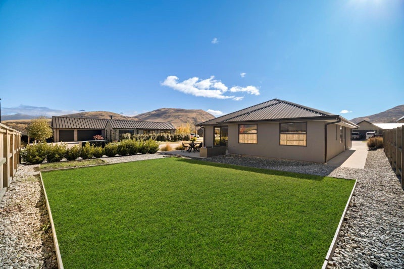 59 Jack Hanley Drive, Jacks Point, Queenstown - Carousel 1