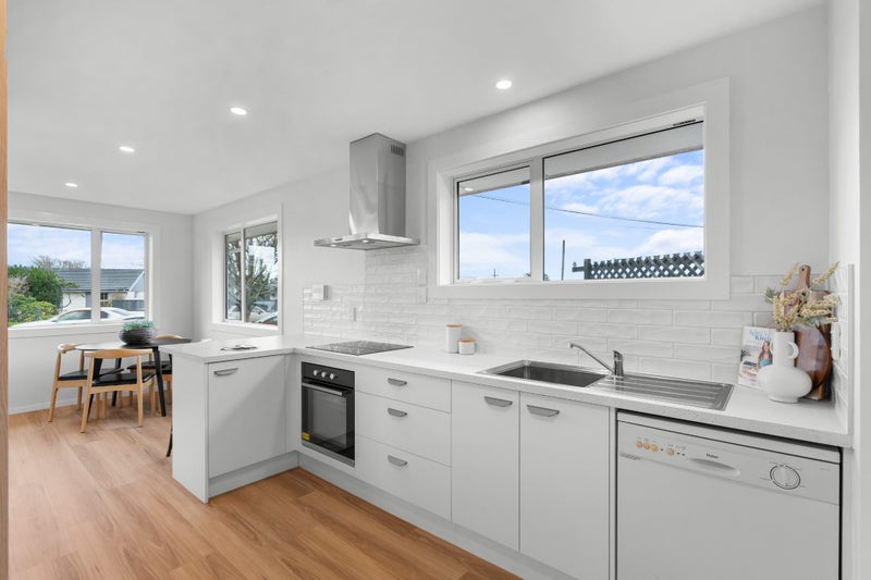 137 Roydvale Avenue, Burnside, Christchurch - Carousel 2