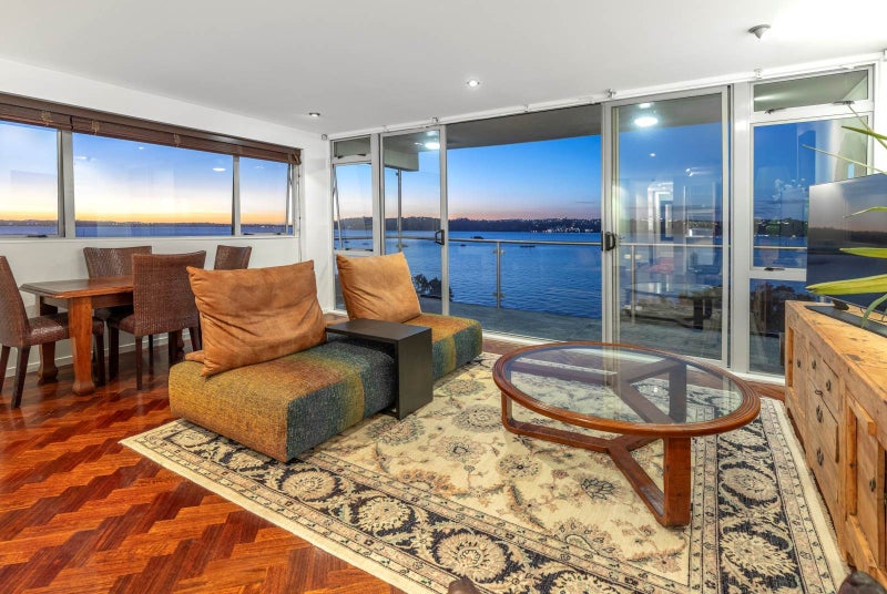 10/57 Sarsfield Street, Herne Bay, Auckland - Carousel 2