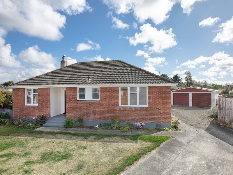 13 Ward Street, Bulls - Carousel 2