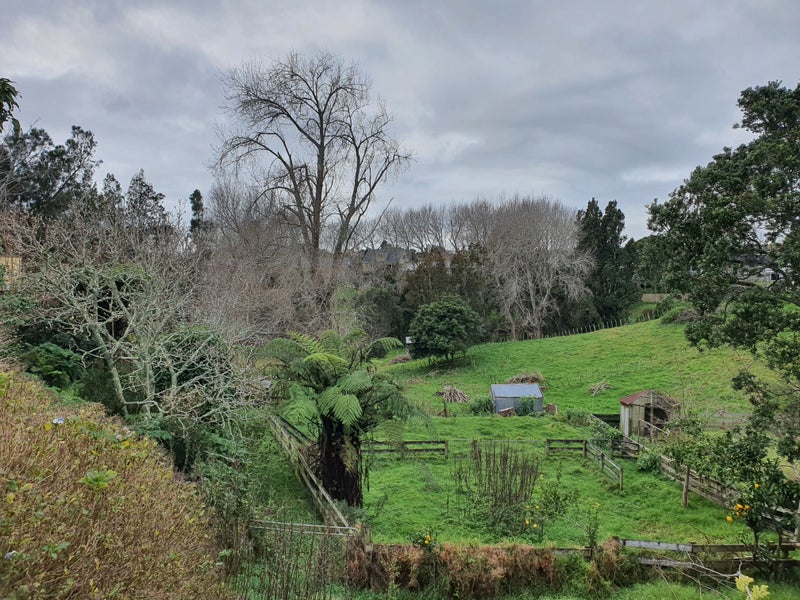 133 Barrett Road, Whalers Gate, New Plymouth - Carousel 2