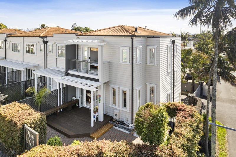 1/218 Green Lane West, Epsom, Auckland - Carousel 1