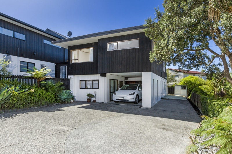 2/31 Amante Crescent, Mairangi Bay, Auckland - Carousel 1