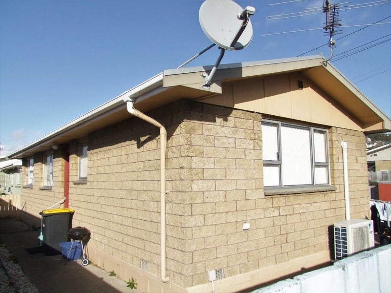 29 Rutherford Street, Caversham, Dunedin - Carousel 1