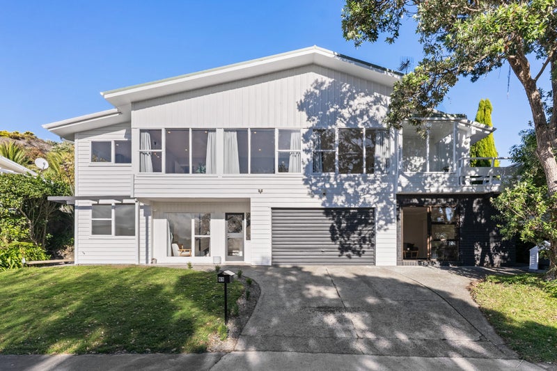 61 Churton Drive, Churton Park, Wellington - Carousel 1