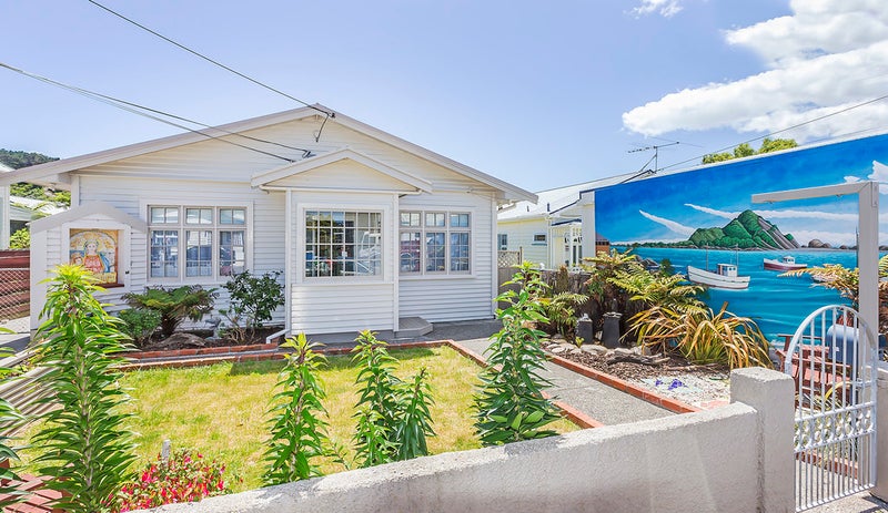 30 Humber Street, Island Bay, Wellington - Carousel 2