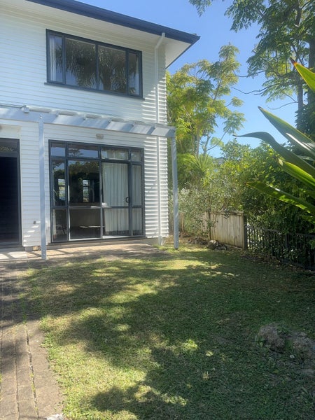 93/2 Armoy Drive, East Tamaki, Auckland - Carousel 2
