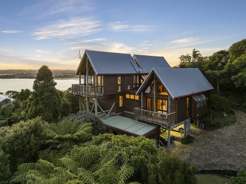 36 Mayall Avenue, Beach Haven, Auckland - Carousel 1