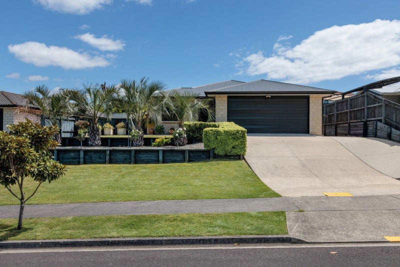 135 Ballintoy Park Drive, Welcome Bay, Tauranga - Carousel 16