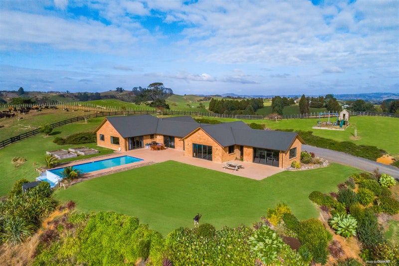 87 Ruebe Road, Buckland - Carousel 32