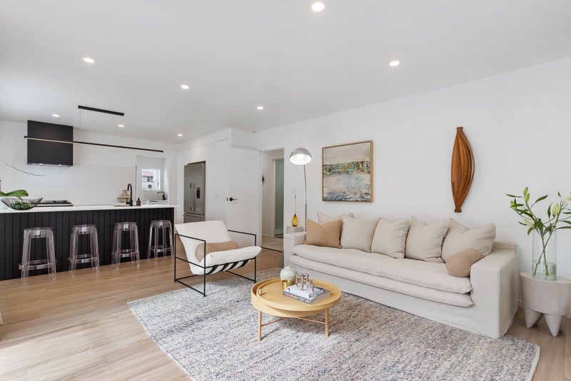 6B Lorraine Avenue, Mount Albert, Auckland - Carousel 1