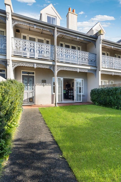 8 Leneford Drive, East Tamaki, Auckland - Carousel 2