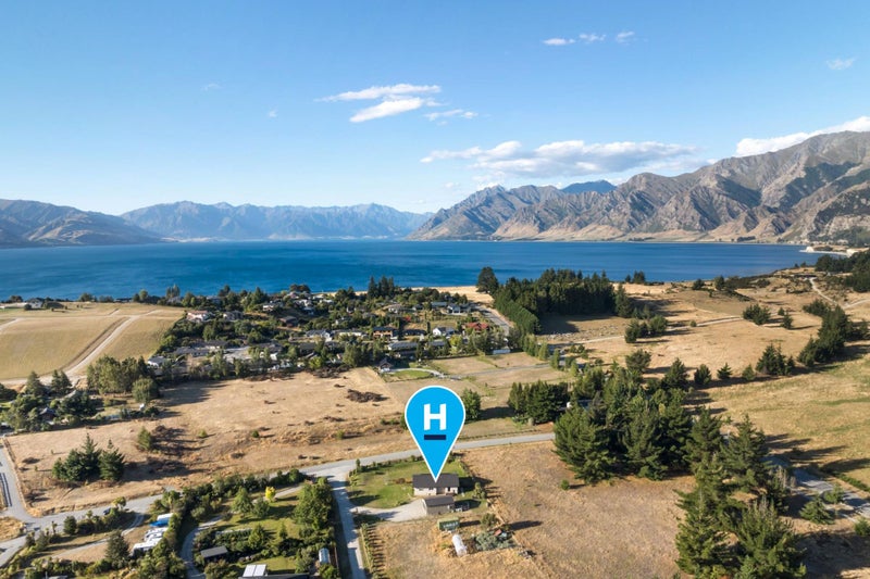 17 Lichen Lane, Wanaka - Carousel 2
