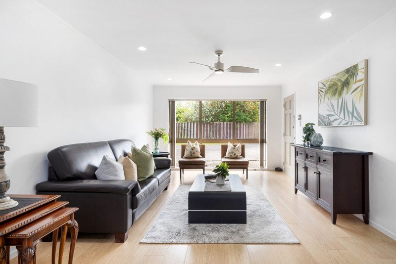 1/5 Colleen Norma Place, Half Moon Bay, Auckland - Carousel 2