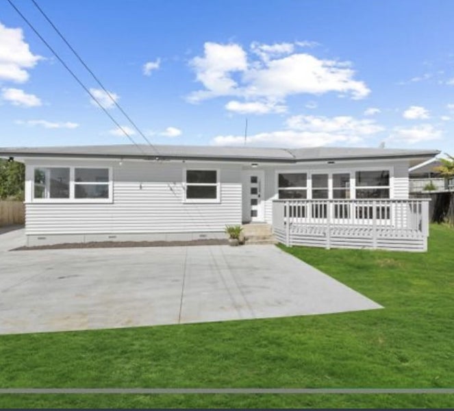 34 Greenhaven Avenue, Opaheke, Papakura - Carousel 12