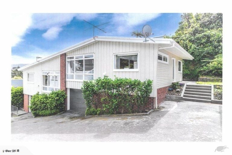 4/25 Madras Street, Khandallah, Wellington - Carousel 1